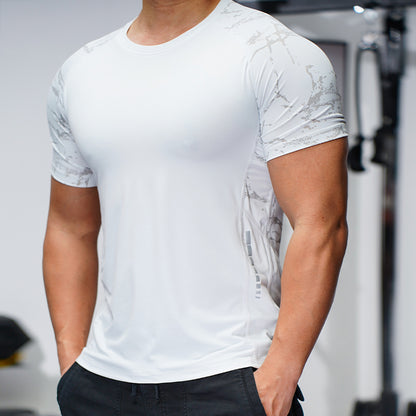 Men's Ultra-Breathable Quick-Dry Running Tee: Summer Stretch Comfort