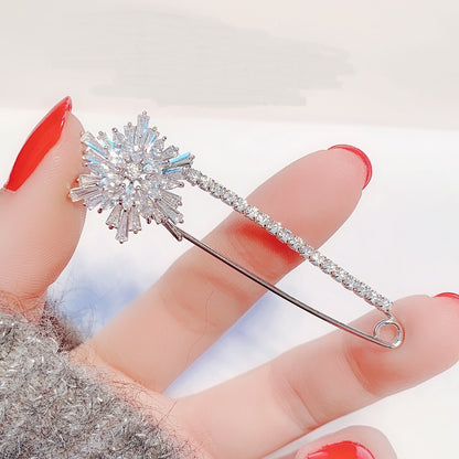 Sparkling Snowflake Brooch