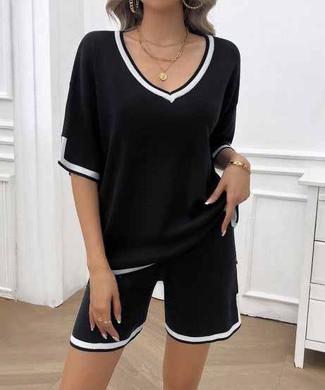 Summer Women Casual Sweater Shorts Outfit - ForVanity sweaters outfits, women's outfits Sweaters Outfits