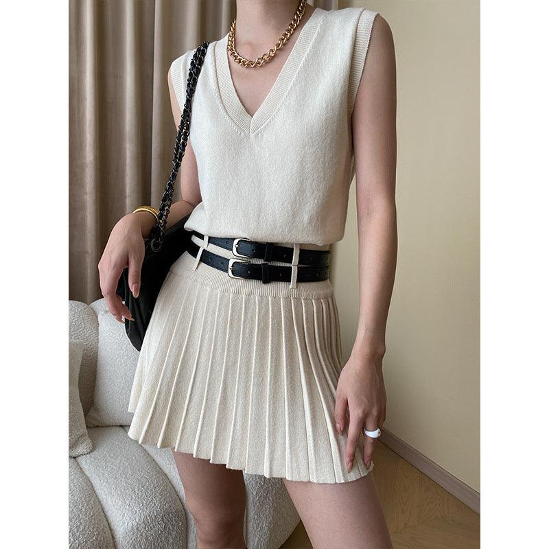 Fashionable Knitted Vest Pleated Skirt Outfit - ForVanity skirt outfit, women's outfits Skirt Outfit