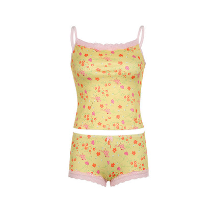 Summer Fresh Light Yellow Floral Lightweight Beach Shorts Outfit