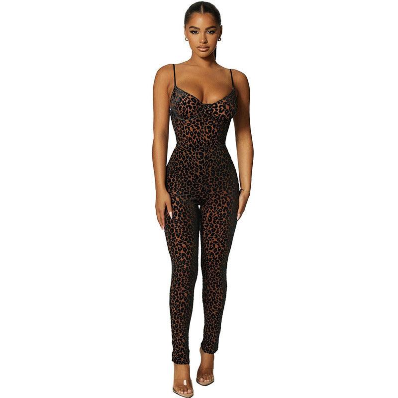 Women's summer low-cut skinny jumpsuit, trendy one-piece outfit in breathable fabric