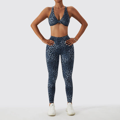 Seamless Tight Fitness Set with Animal Print - ForVanity sports sets, women's sports & entertainment Sports Sets